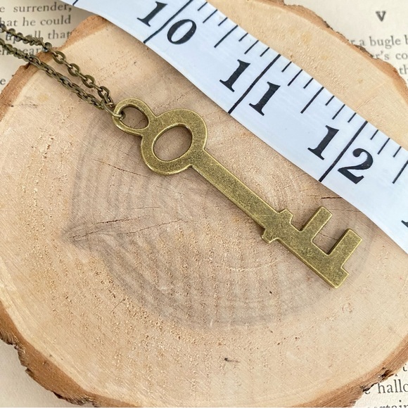 Key Pendant Necklace Bronze Vintage Style Skeleton Key - Picture 2 of 2